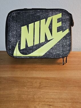 NIKE Hardshell Lunch Box Lime Green Yellow Black White